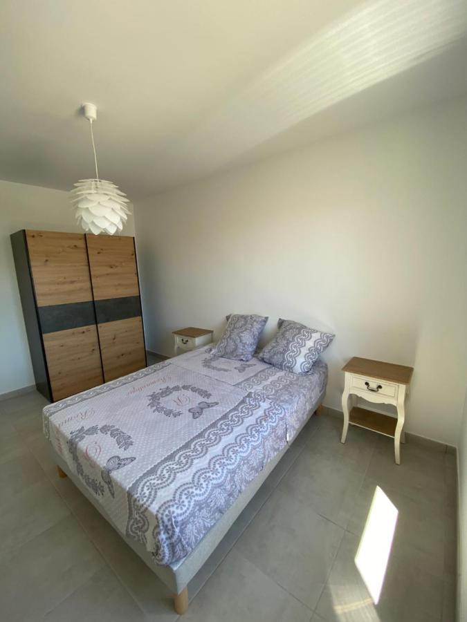 Appartement Isle Sur La Sorgue LʼIsle-sur-la-Sorgue Exterior foto